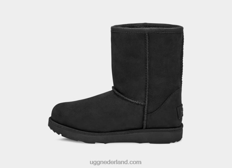 peuters zwart UGG classic ii weer kort 686ZP1942