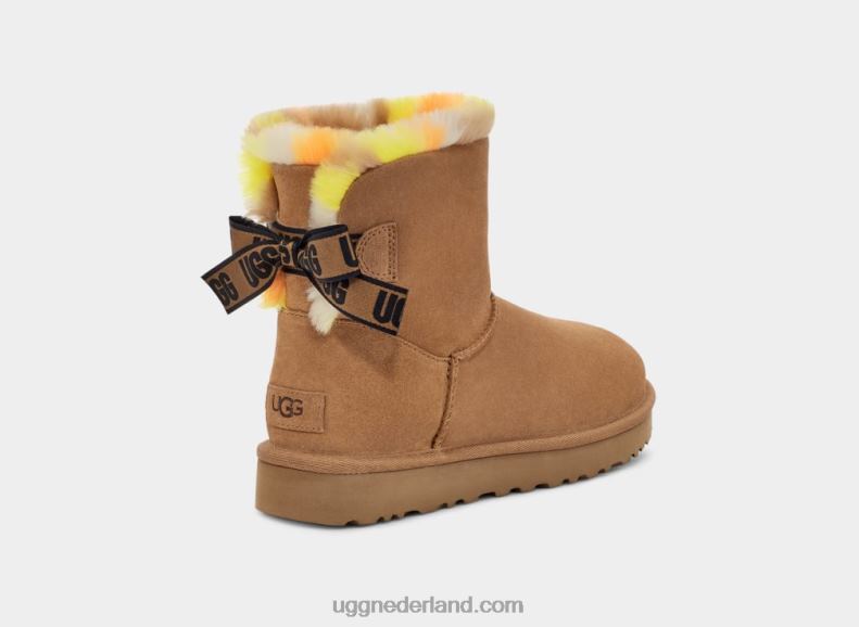 vrouwen kastanje UGG mini vestingmuur geruite punk 686ZP859