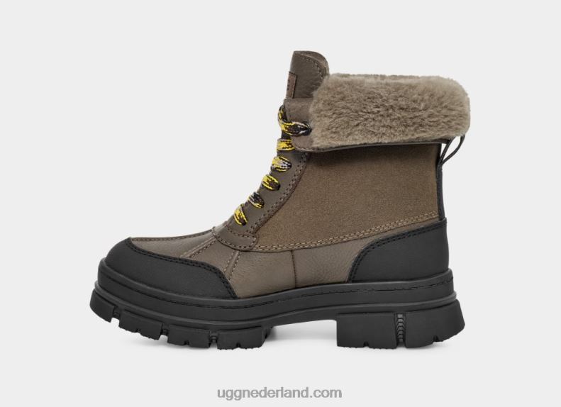 vrouwen leisteen UGG Ashton Addie 686ZP40