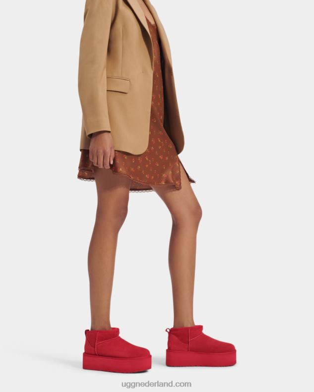 vrouwen samba rood UGG klassiek ultra mini-platform 686ZP587